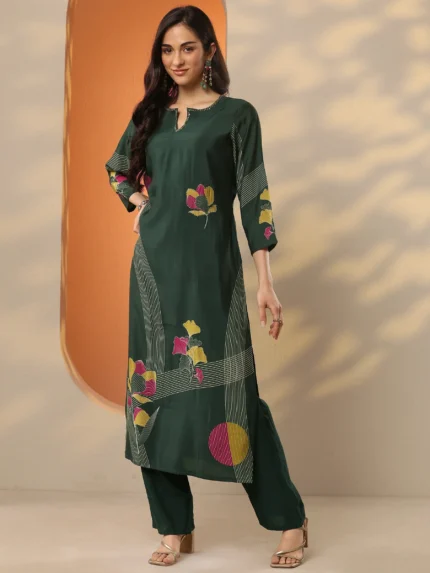 Green Printed Silk Blend Straight Kurta